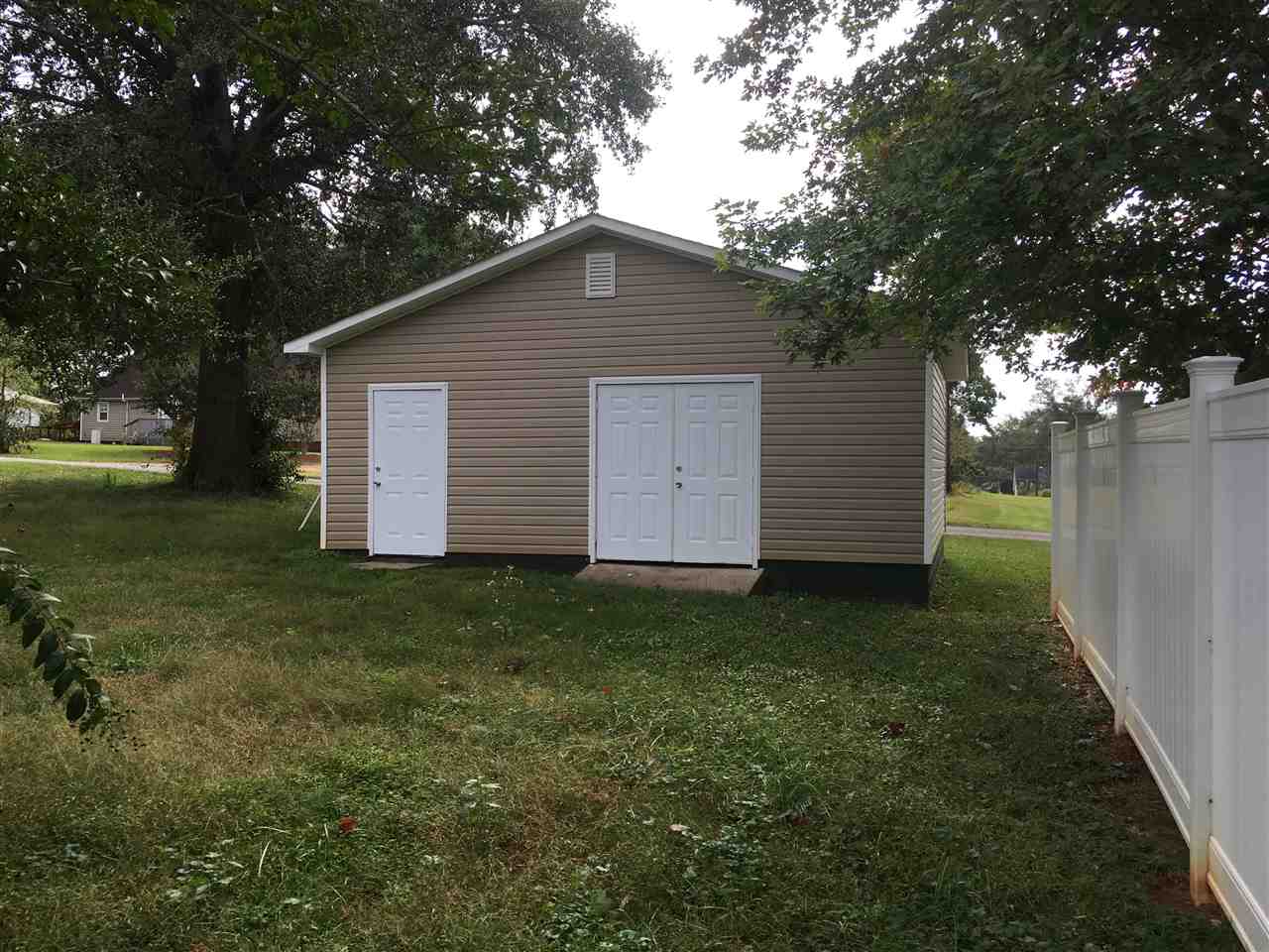10 B B Street Inman, SC 29349 - Photo 2 of 21