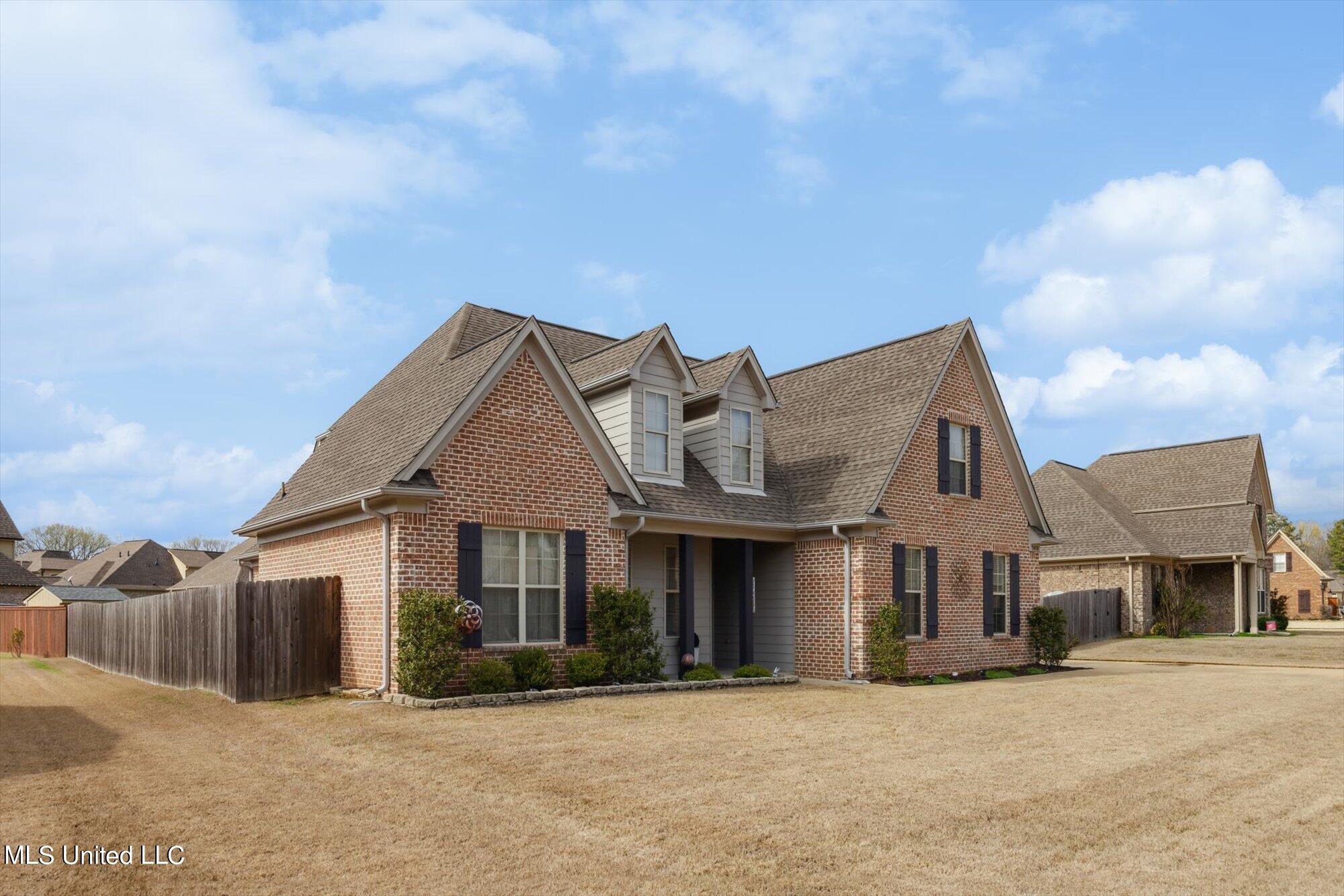 3414 Tate's Way Hernando, MS 38632 - Photo 2 of 31 02-3414 Tates Way-1346368sj-002
