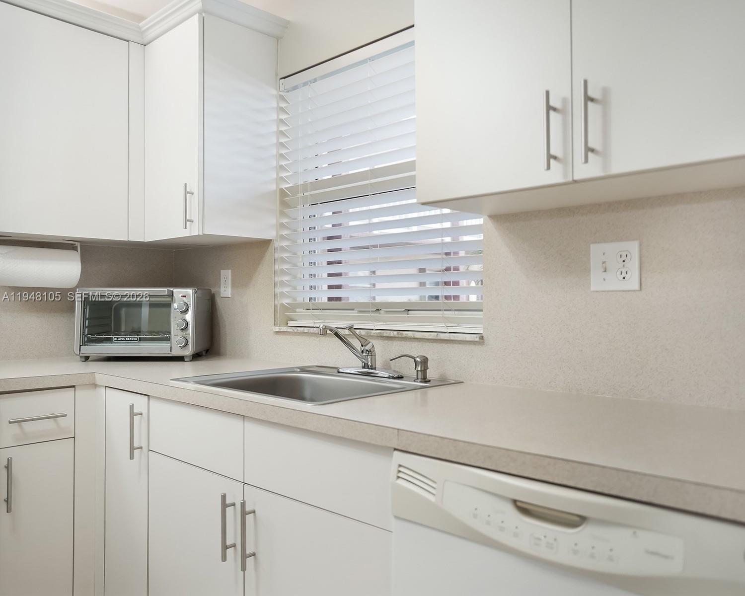 2751 North Pine Island Road, Unit 105 Sunrise, FL 33322 - Photo 15 of 49