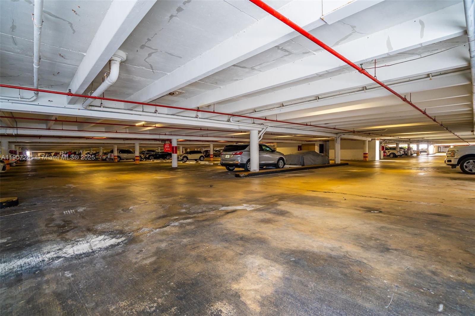 1925 Brickell Avenue, Unit 1811 Miami, FL 33129 - Photo 55 of 63 a view of a swimming pool with an ocean view
