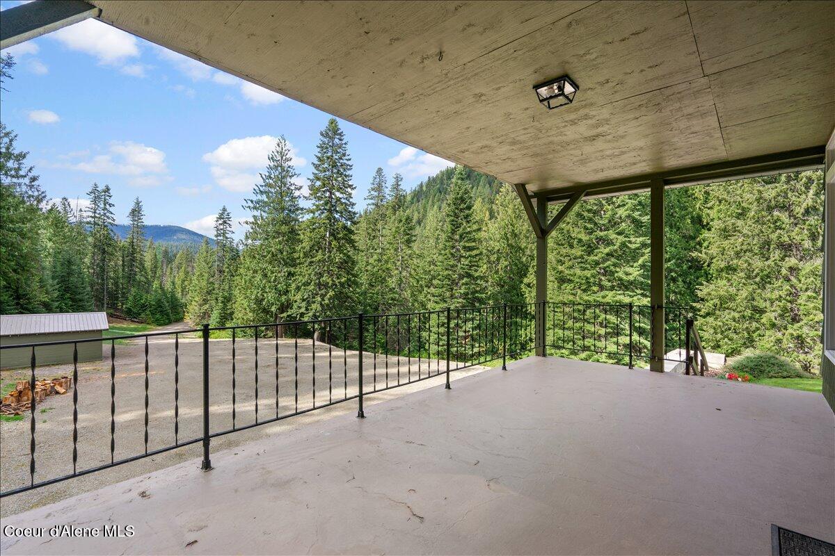 2122 Nine Mile Road, Unit B Wallace, ID 83873 - Photo 34 of 42 33-Upper deck