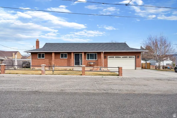 $525,000 | 40 North 100 West, Aurora, UT 84620