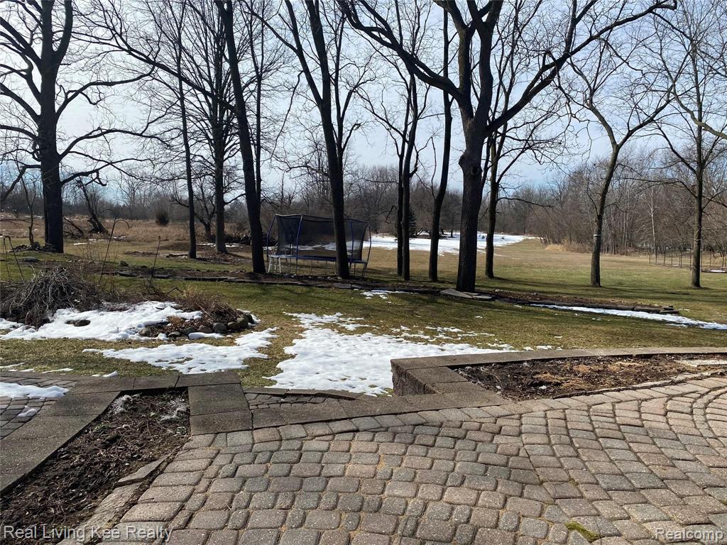 799 Snowmass Drive Rochester, MI 48309 - Photo 2 of 61