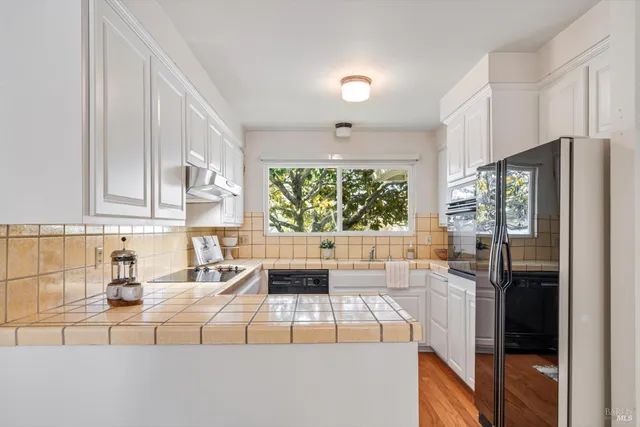 $685,000 | 5070 Dupont E Court, Santa Rosa, CA 95409