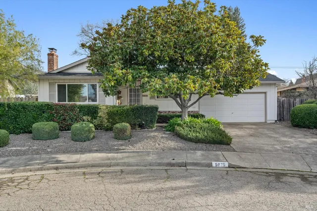 $685,000 | 5070 Dupont E Court, Santa Rosa, CA 95409