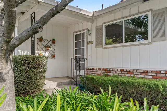 $685,000 | 5070 Dupont E Court, Santa Rosa, CA 95409