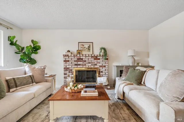 $685,000 | 5070 Dupont E Court, Santa Rosa, CA 95409