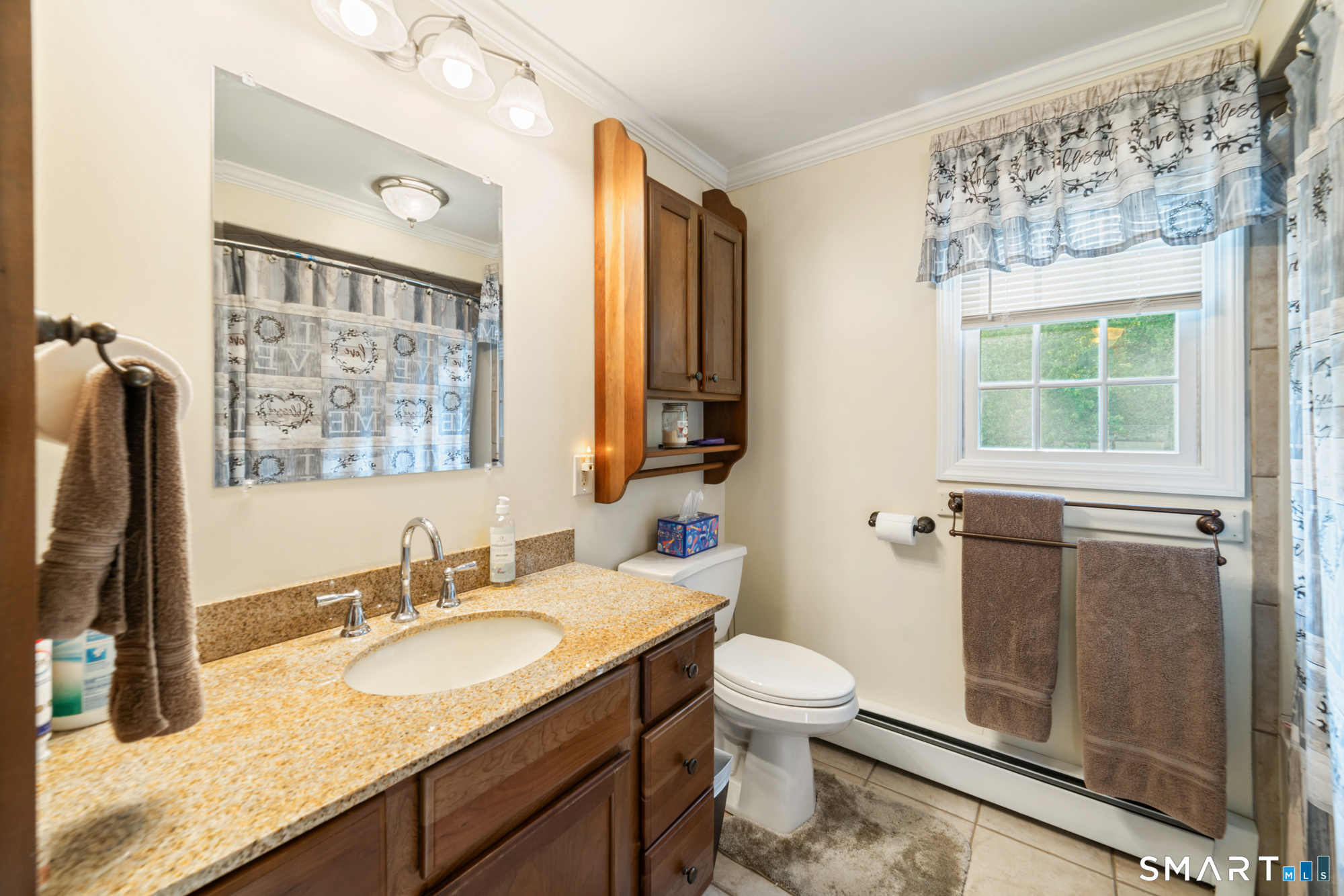 91 Booth Hill Road Shelton, CT 06484 - Photo 10 of 39