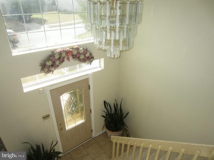 112 Crossing Way Clementon, NJ 08021 - Photo 4 of 25 Gallery Image 4