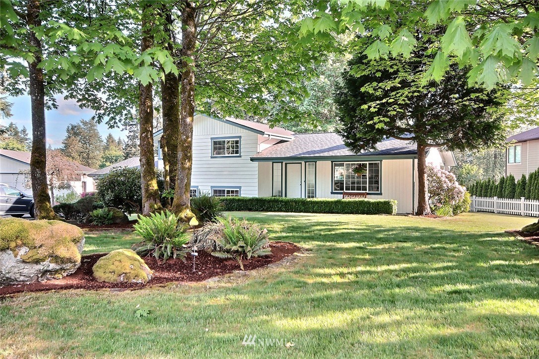 17839 Southeast 137th Street Renton, WA 98059 - Photo 3 of 3