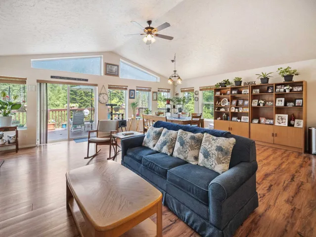 $487,000 | 26370 South Hinds Drive, St. Maries, ID 83861