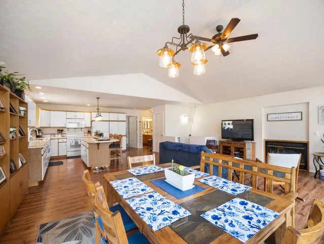 $487,000 | 26370 South Hinds Drive, St. Maries, ID 83861