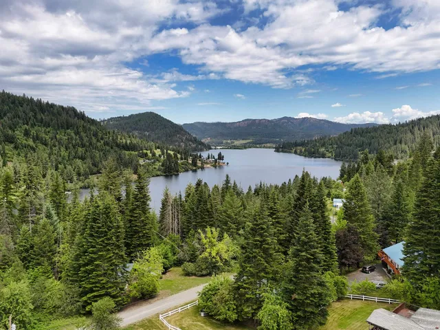 $487,000 | 26370 South Hinds Drive, St. Maries, ID 83861