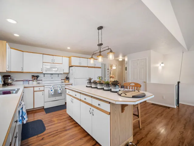 $487,000 | 26370 South Hinds Drive, St. Maries, ID 83861