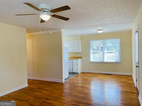 $1,495 | 24 Camellia Drive, Newnan, GA 30263