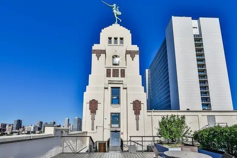 $369,995 | 758 North Larrabee Street, Unit 630, Chicago, IL 60654