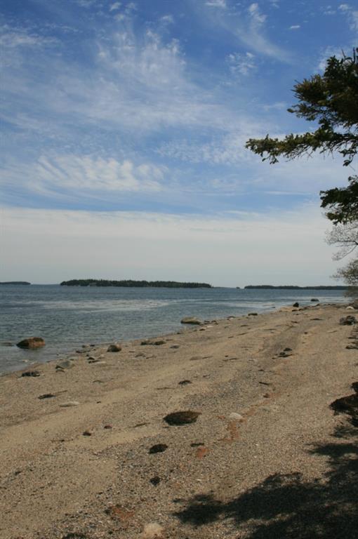 692 B Reach Road Deer Isle, ME 04627 - Photo 9 of 13 Photo