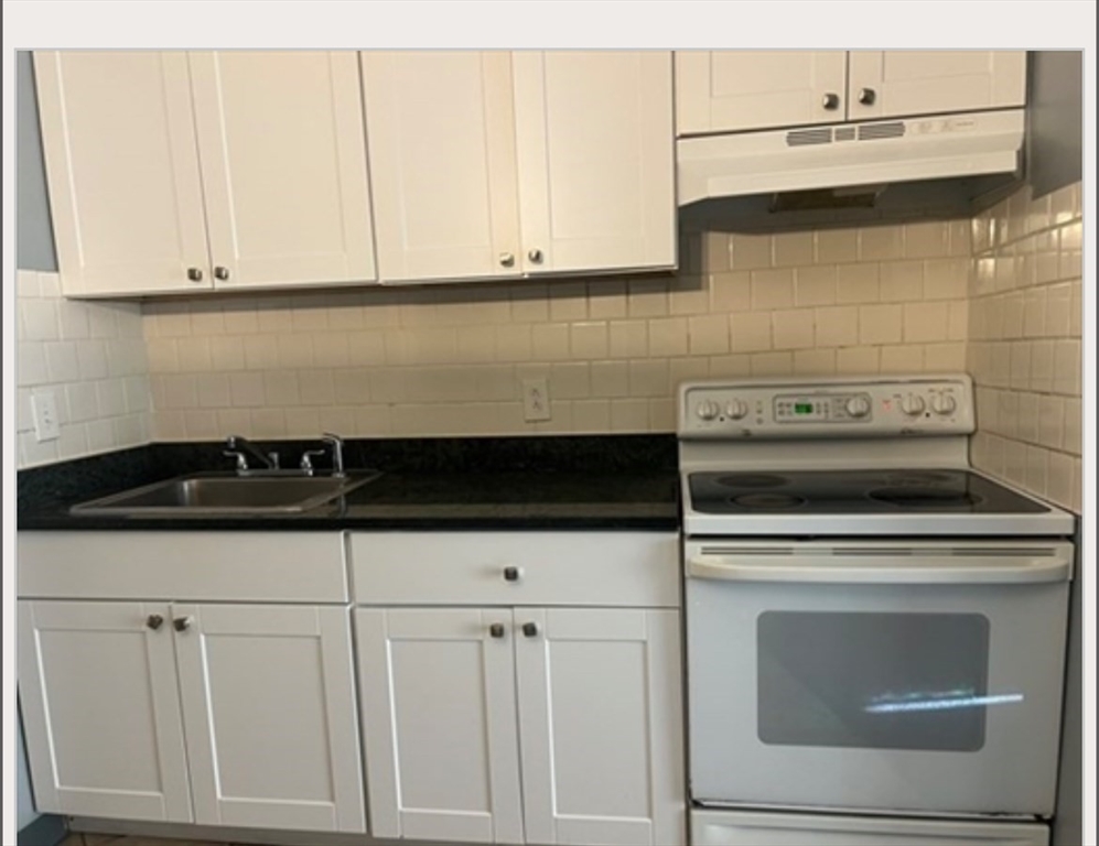 126 Beaver Street, Unit B121 Framingham, MA 01702 - Photo 5 of 9