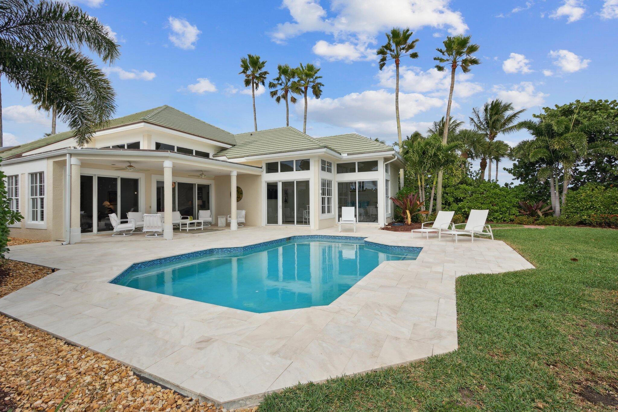 7000 Southeast Lakeview Terrace Stuart, FL 34996 - Photo 29 of 43 Pool