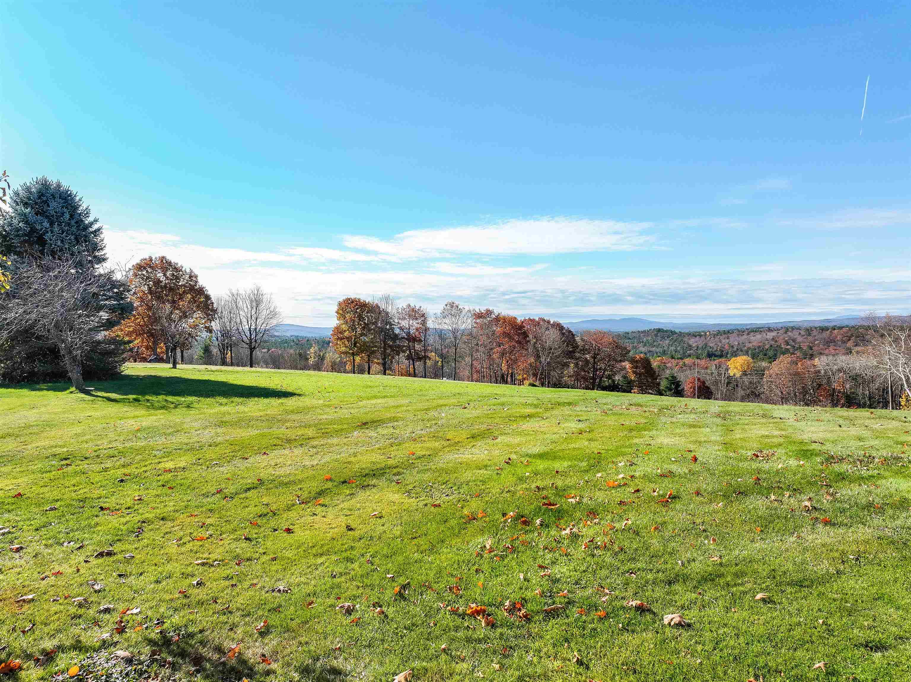 1040 Gorham Pond Road Dunbarton, NH 03046 - Photo 22 of 30