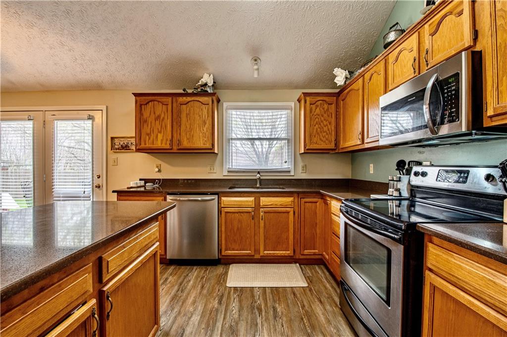 1633 Acorn Road Franklin, IN 46131 - Photo 11 of 31 Gallery Image 11