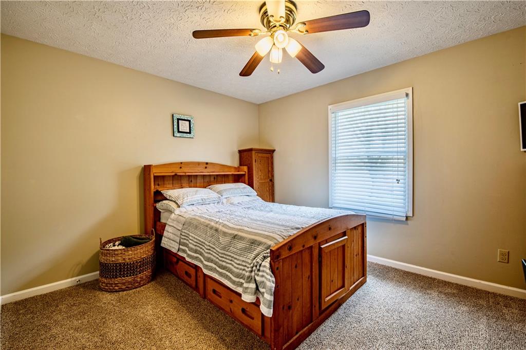 1633 Acorn Road Franklin, IN 46131 - Photo 16 of 31 Gallery Image 16