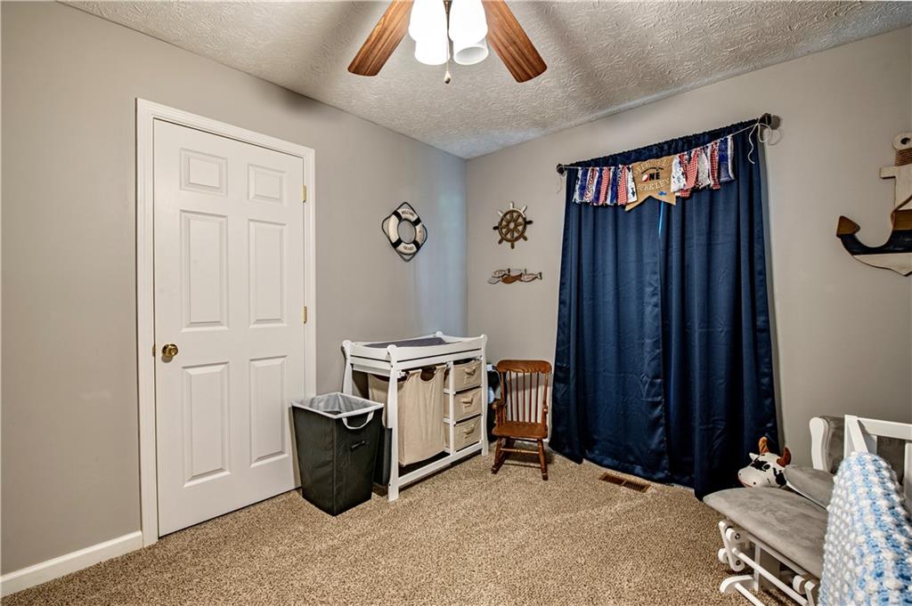 1633 Acorn Road Franklin, IN 46131 - Photo 19 of 31 Gallery Image 19