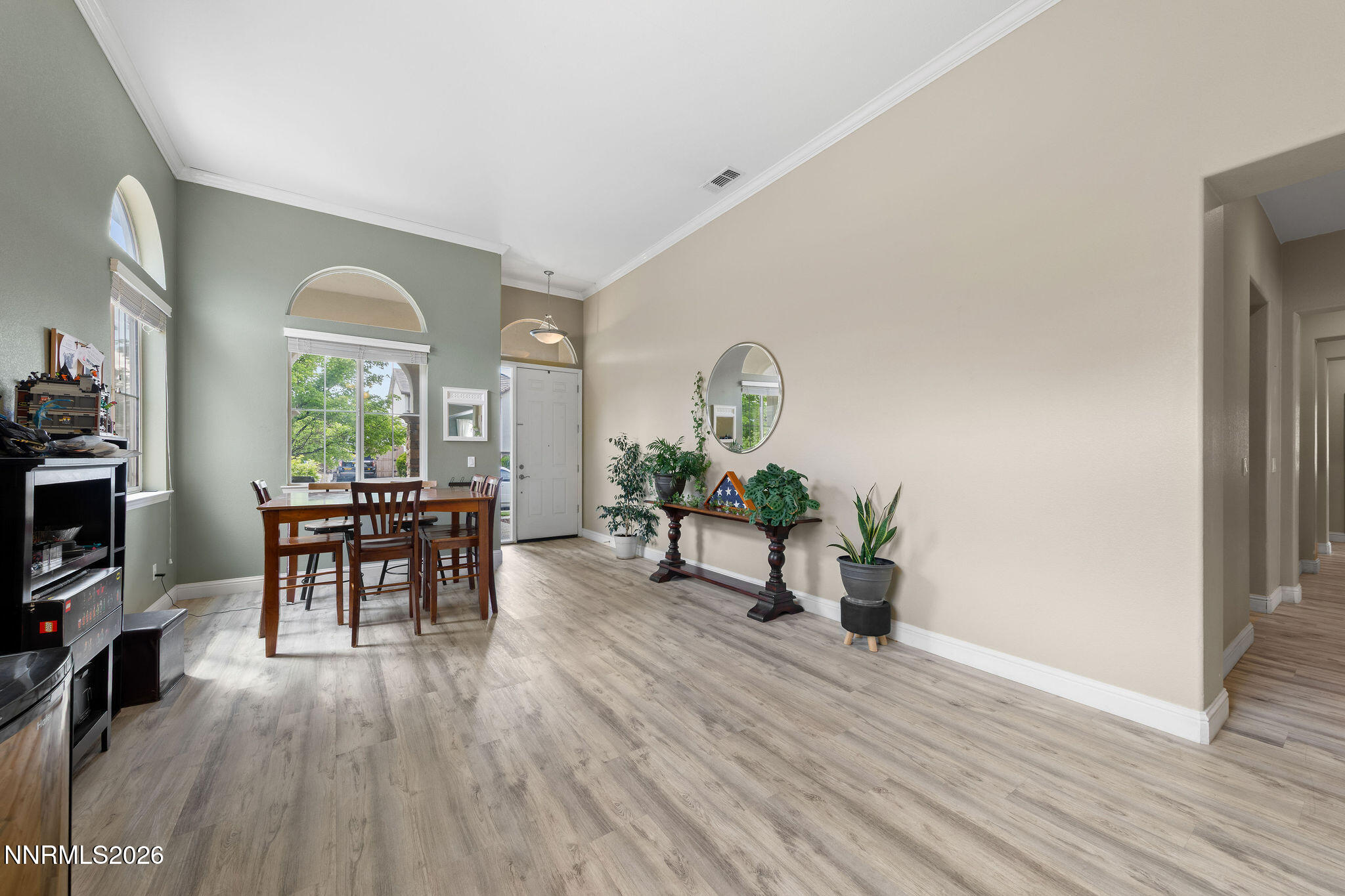 10770 Summer Glen Drive Reno, NV 89521 - Photo 13 of 57 10770SummerGlen(13of55)