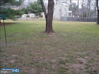 39 Pawnee Road New Britain, PA 18901 - Photo 2 of 6 Gallery Image 2