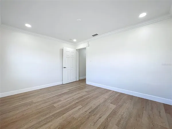 $18 | 507 East Street, Longwood, FL 32750