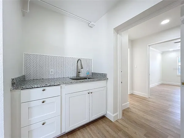 $18 | 507 East Street, Longwood, FL 32750