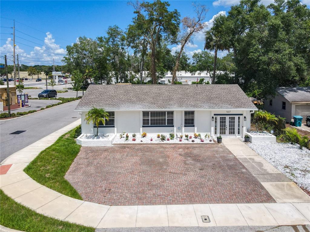 507 East Street Longwood, FL 32750 - Photo 4 of 72 front view of a house with a porch