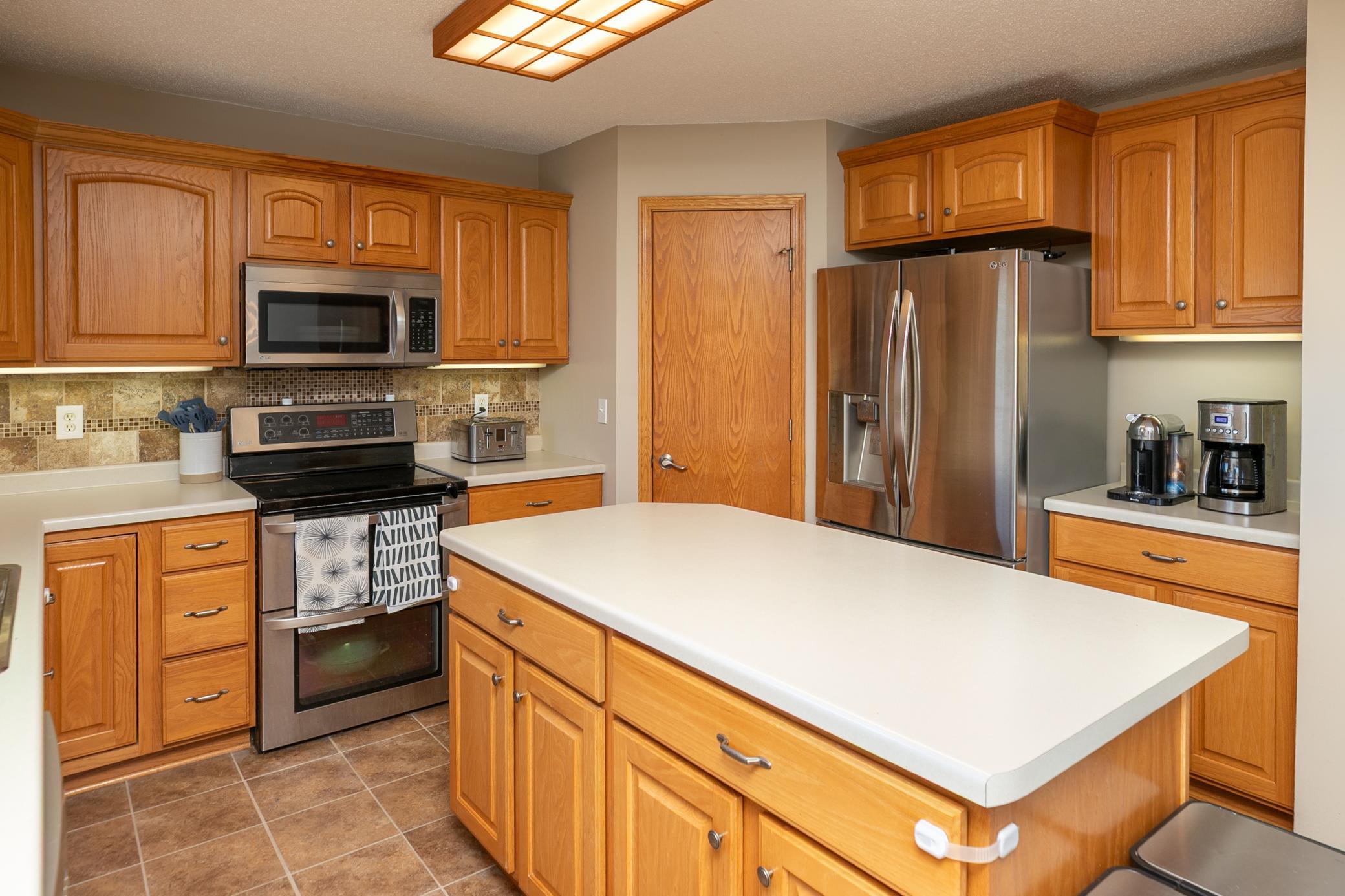 5714 49th Avenue Northwest Rochester, MN 55901 - Photo 15 of 36