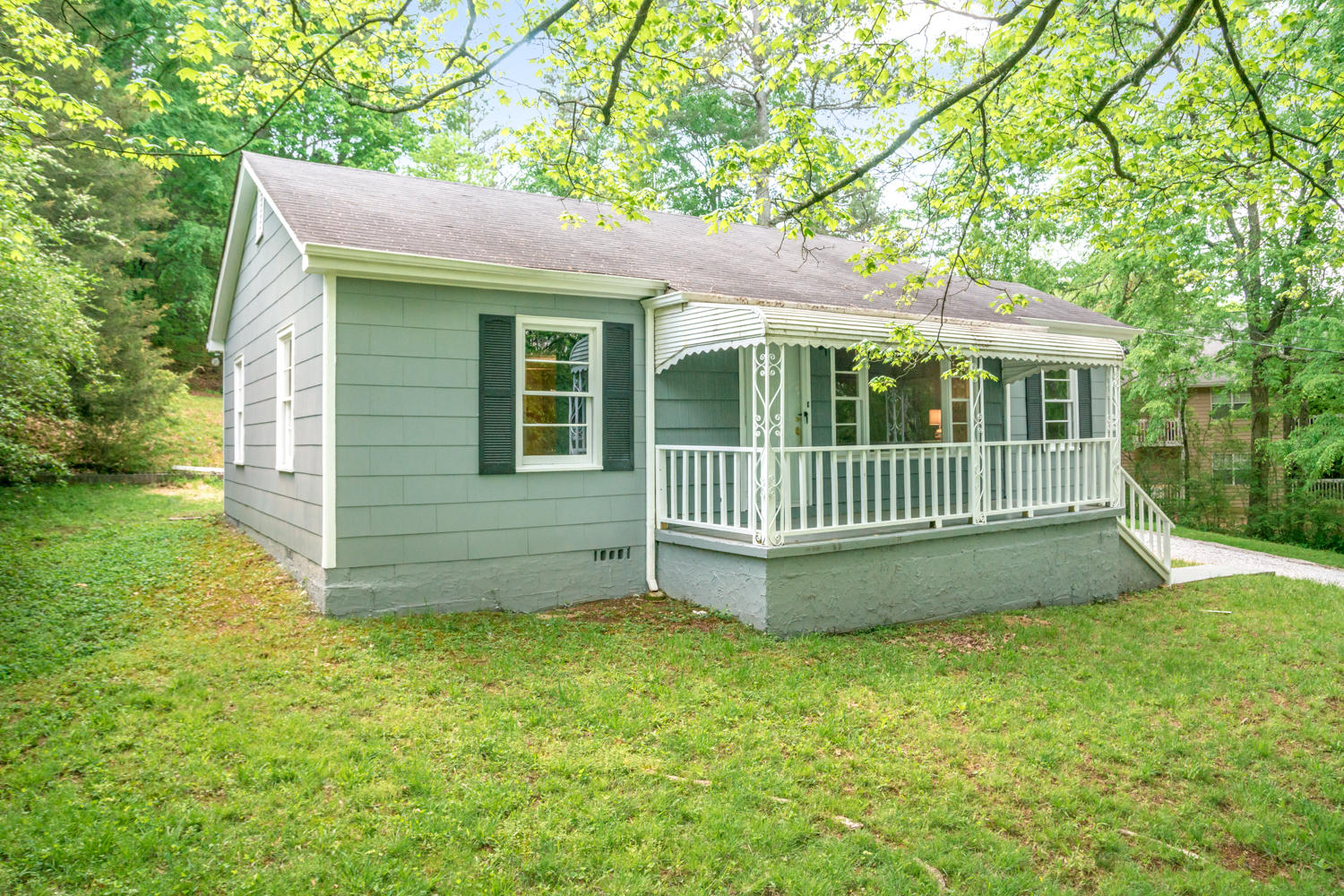 622 Layfield Road Chattanooga, TN 37412 - Photo 4 of 25 622 Layfield Rd