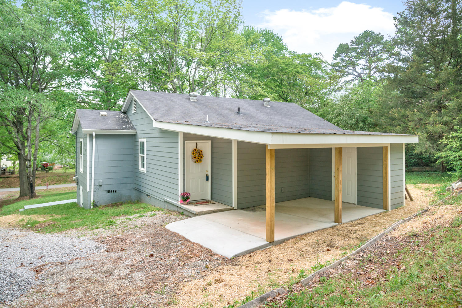 622 Layfield Road Chattanooga, TN 37412 - Photo 7 of 25 622 Layfield Rd