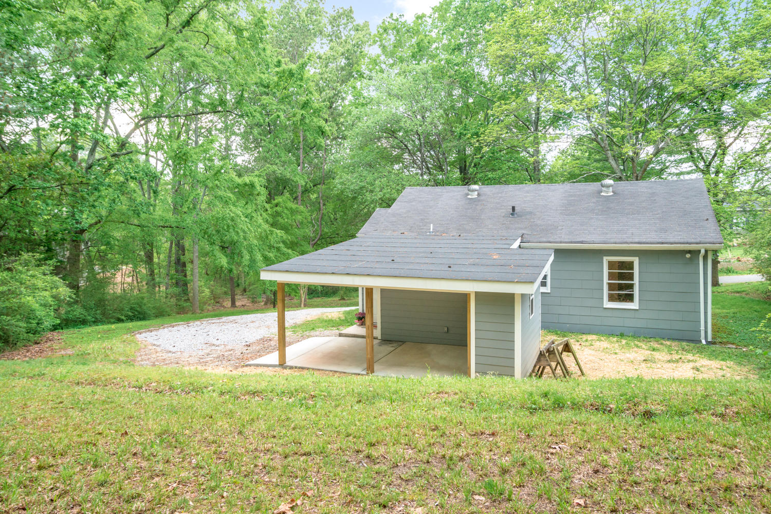 622 Layfield Road Chattanooga, TN 37412 - Photo 9 of 25 622 Layfield Rd