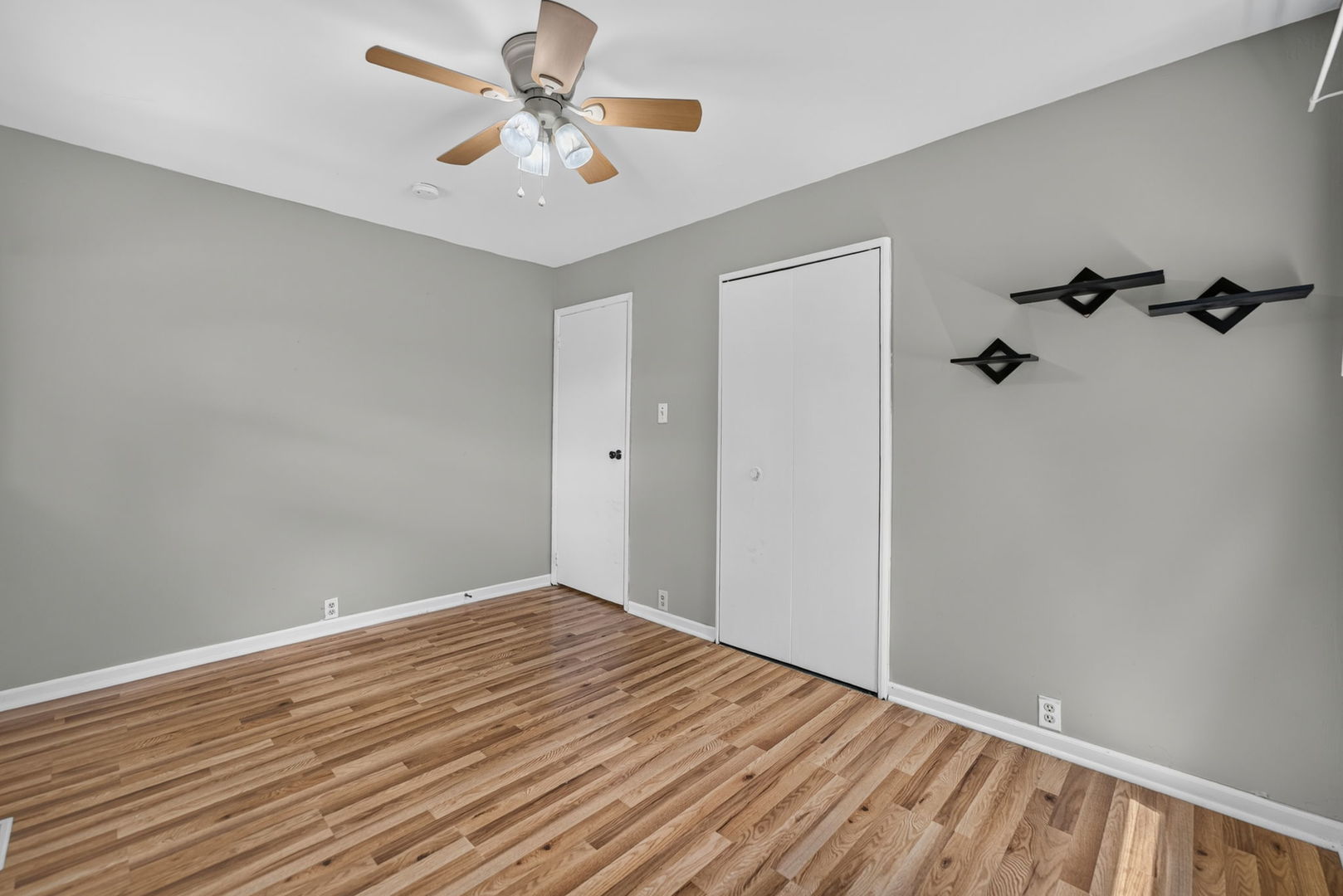 320 Hemlock Avenue Romeoville, IL 60446 - Photo 13 of 50 Gallery Image 13