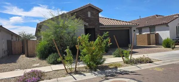 $2,300 | 14759 West Soft Wind Drive, Surprise, AZ 85387