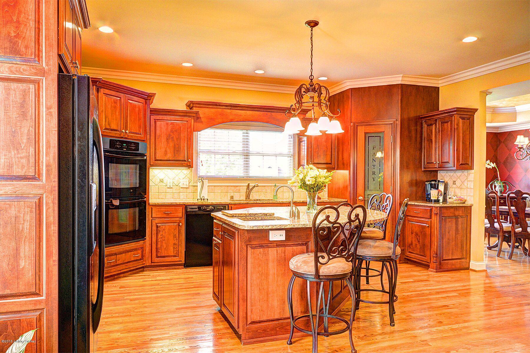 12104 Ridgeview Court Goshen, KY 40026 - Photo 30 of 52 12104RidgeviewKitchenviewfromlaundry