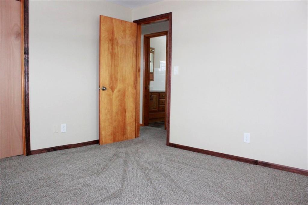 4402 Reno Road Springfield, OH 45503 - Photo 14 of 34