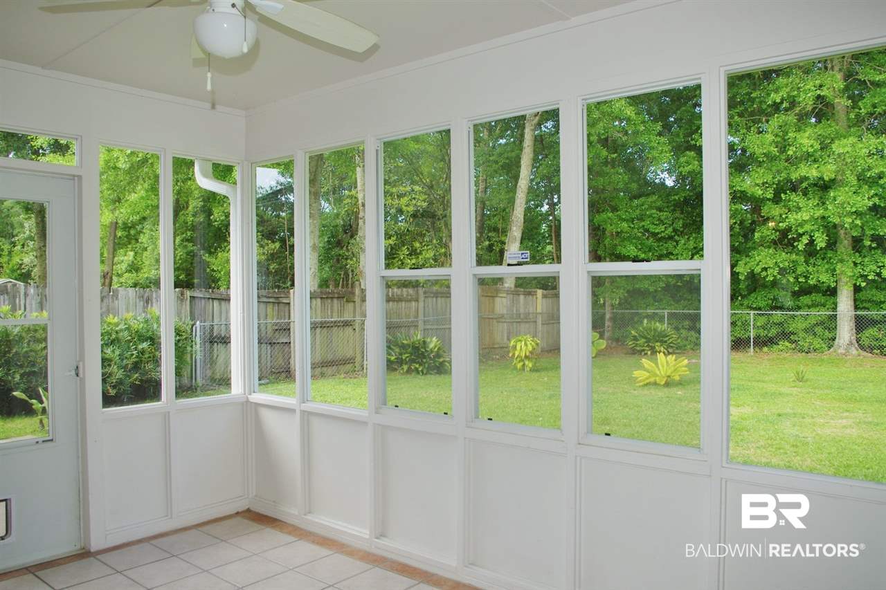 812 Wisteria Lane Foley, AL 36535 - Photo 16 of 37