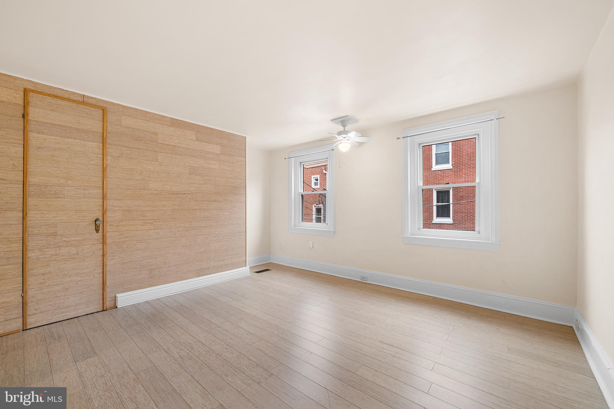 429 West George Street Philadelphia, PA 19123 - Photo 17 of 23