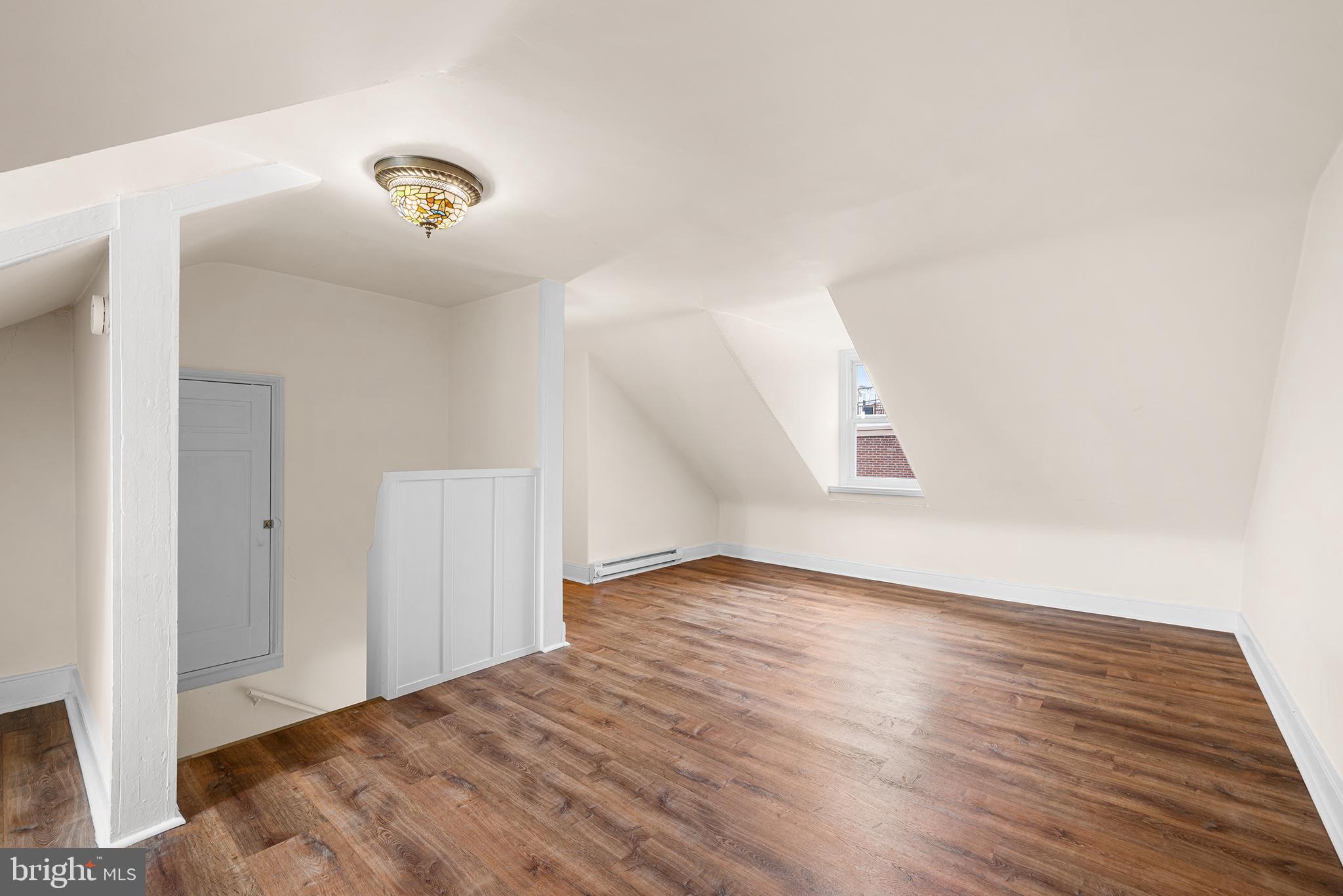 429 West George Street Philadelphia, PA 19123 - Photo 20 of 23