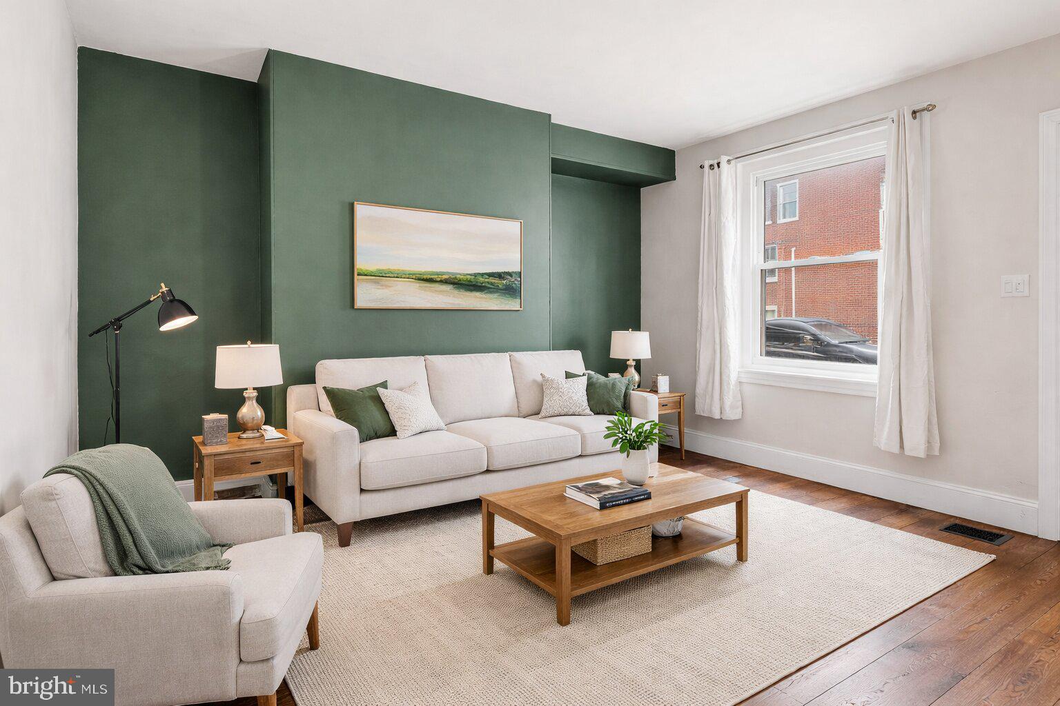 429 West George Street Philadelphia, PA 19123 - Photo 2 of 23