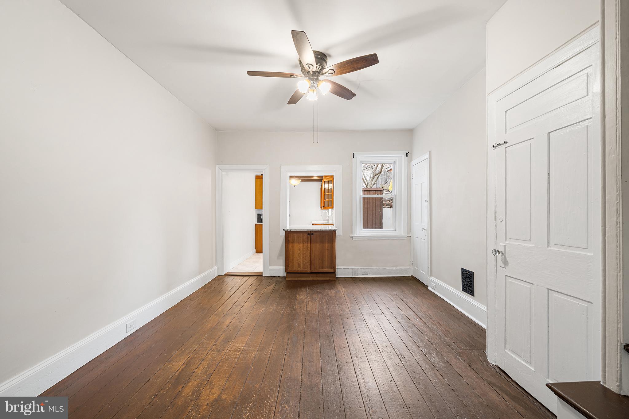 429 West George Street Philadelphia, PA 19123 - Photo 5 of 23