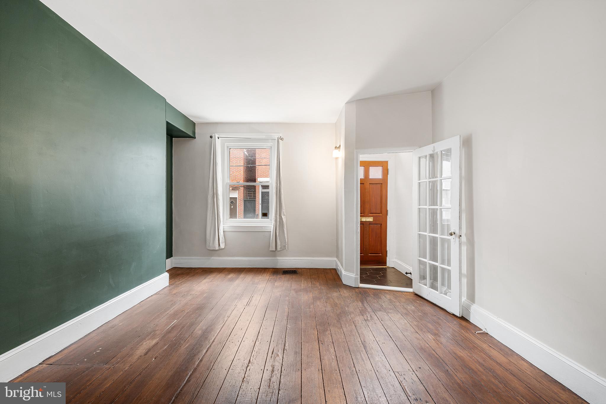 429 West George Street Philadelphia, PA 19123 - Photo 7 of 23