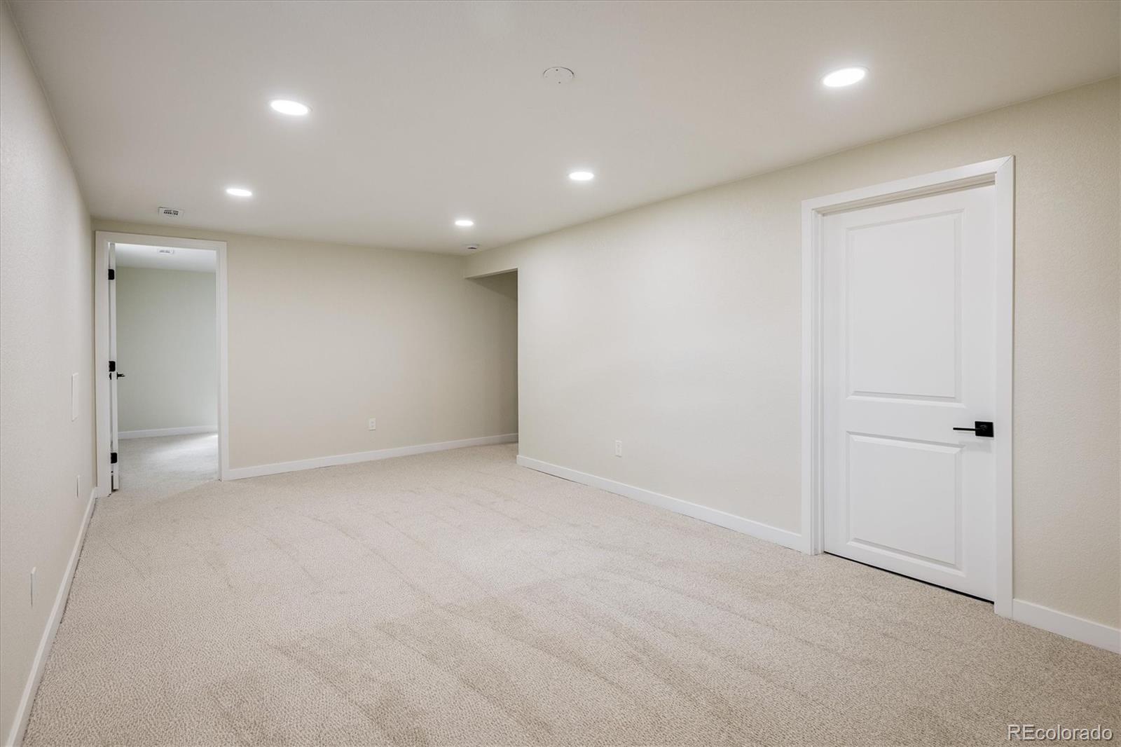 10792 Moore Street Broomfield, CO 80021 - Photo 16 of 35