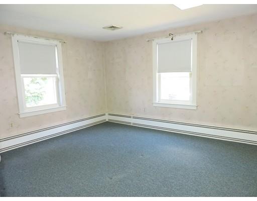 1780 Wilbraham Road Springfield, MA 01119 - Photo 12 of 19 an empty room with a window