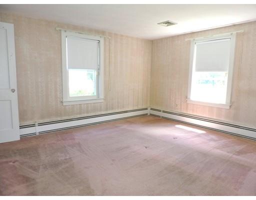 1780 Wilbraham Road Springfield, MA 01119 - Photo 10 of 19 an empty room with a window
