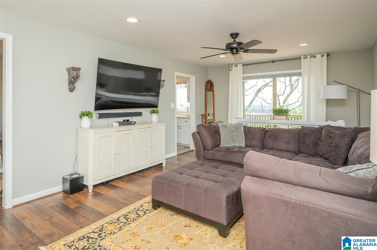 720 Shades Crest Road Birmingham, AL 35226 - Photo 9 of 49
